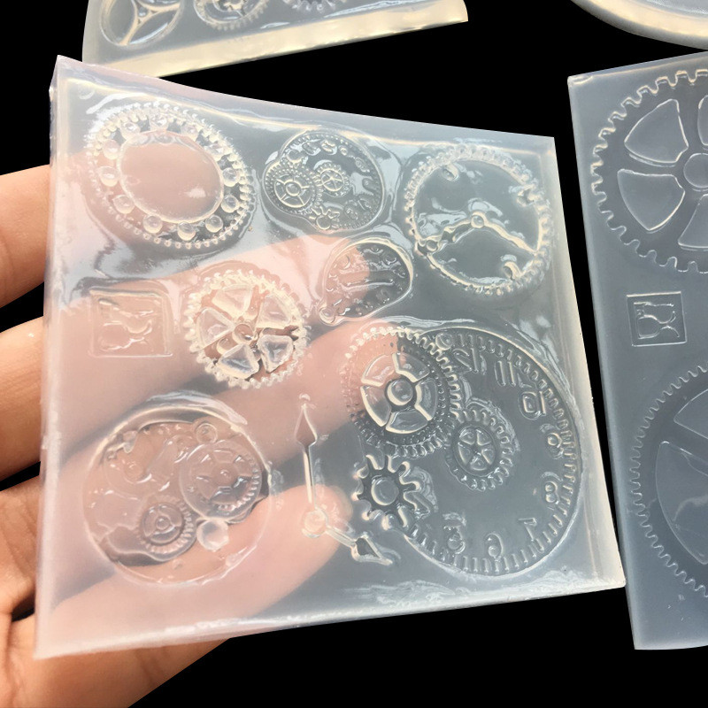 1db UV gyanta ékszer folyékony szilikon forma Punk stílusú Gear Resin Charms medál formák barkácsoláshoz Intersperse dekoráció