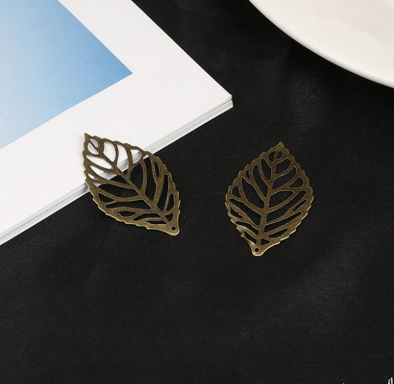 50 db kézműves üreges levelek medál arany varázs filigrán ékszerek készítése bevont vintage DIY medál nyaklánc ékszer készítés ezüst