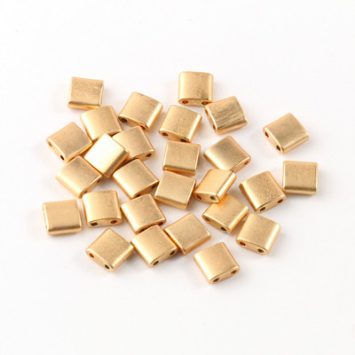 Looduslikust kivist tuhm poola matt kahe auguga hematiitkivi mineraalne lahtised vahehelmed ehete tegemiseks ise käevõru kõrvarõngad tila