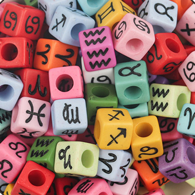 100 τεμάχια/Παρτίδα Μοντέρνα ακρυλικά τετράγωνα αλφάβητα χάντρες με μεγάλη τρύπα γράμμα Loose spacer Bead κοσμήματα χειροποίητα βραχιόλια κατασκευής