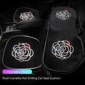 Goddess autósülés párna plüss kis háromrészes Camellia Hot Drilling kreatív autósülés párnahuzat dísz