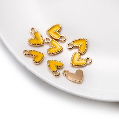 30db 9x10mm-es Dainty kis színes szív alakú zománc varázs apró szívbűbáj medál ékszerkészítéshez nyaklánc fülbevaló