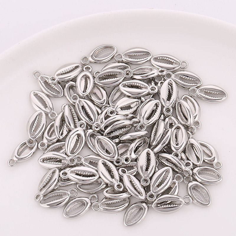 50db/tétel Tengeri kagylóbűvek Bohemian Cowrie kagylóhéjak 10x18mm-es CCB gyöngyök medálok barkácsoláshoz nyaklánc karkötő ékszerkészítéshez