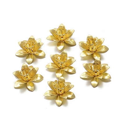 10 tk vasest filigraanist lillepõhjast helme otsa korgi kandik isetehtud ehete tegemiseks Roosakulla hõbedase värvi võlusid Leiud Aksessuaarid