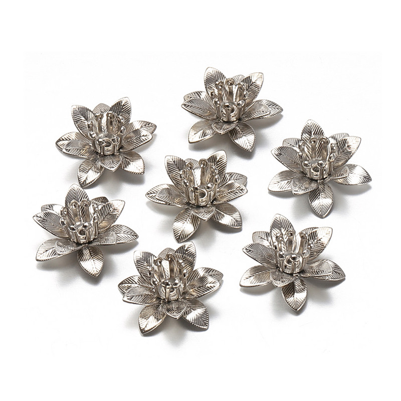 10 tk vasest filigraanist lillepõhjast helme otsa korgi kandik isetehtud ehete tegemiseks Roosakulla hõbedase värvi võlusid Leiud Aksessuaarid