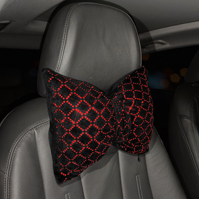 Värvilised rhinestones täis teemant vibusõlme mood sädelev auto interjööri kaunistused universaalne auto vöökoht kaela padi peatugi