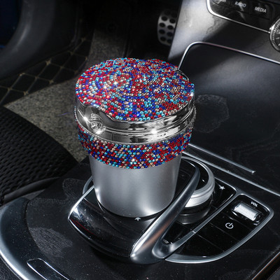 Automobilio peleninė su LED šviesa deimantiniu cigaru cigarečių pelenų padėklas dūmų puodelio laikiklis laikymo puodelis Automobilių priedai Moterų interjeras