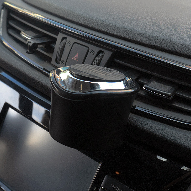Scrumieră auto cu lumină și capac Tuyere Creative Mini mașină Frasin mașină Rechizite interior auto