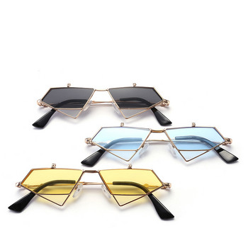 1PC Steampunk Flip Up Слънчеви очила Мъже Жени Винтидж метална рамка Триъгълни слънчеви очила Очила Uv400 Унисекс очила Очила за водач