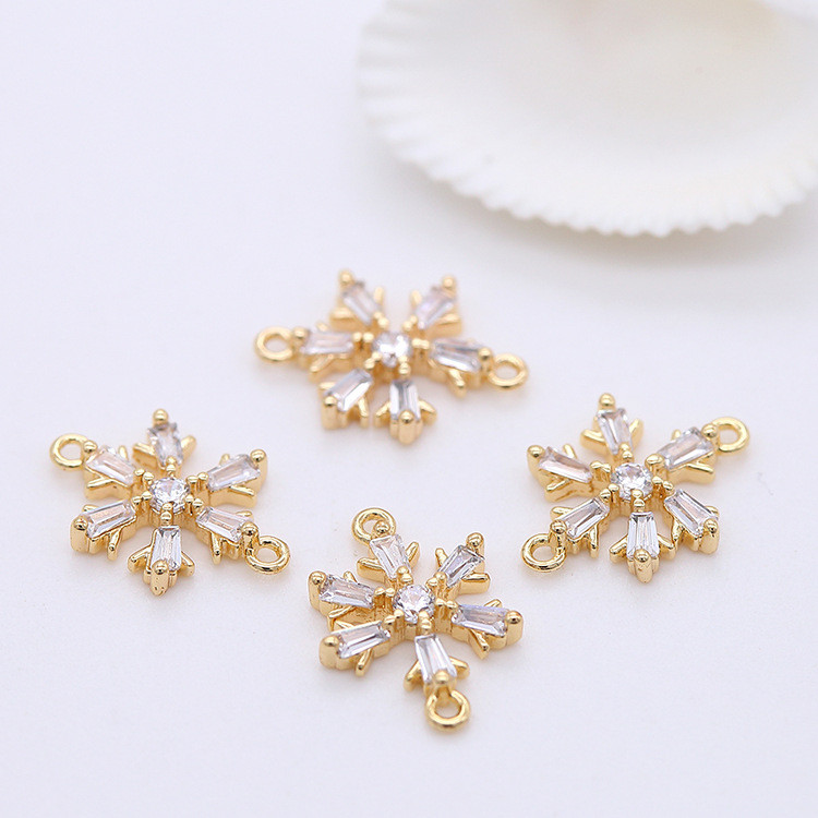 10x13MM 14K arany színű sárgaréz és cirkon 2 lyukú hópehely összekötő medálok medálok ékszerkészítési kellékek