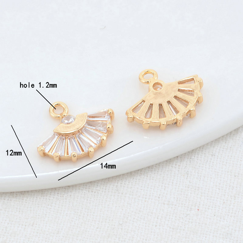 14x12MM 14K aranyozott és cirkon legyező alakú Connect Charms medálok Ékszerkészítési kellékek Barkácsolás kiegészítők
