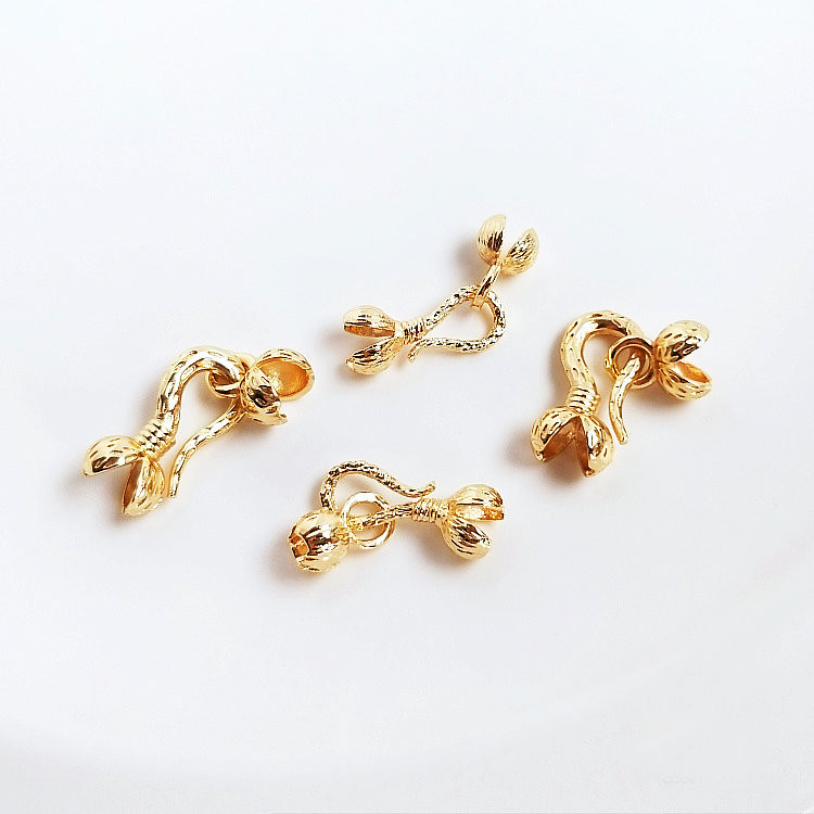 4Set 14MM 16MM 14K Arany színű sárgaréz virág nyaklánc Connect Clasp Ékszer készítési kellékek Barkács leletek Kiegészítők