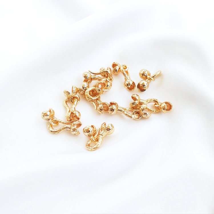 4Set 14MM 16MM 14K Arany színű sárgaréz virág nyaklánc Connect Clasp Ékszer készítési kellékek Barkács leletek Kiegészítők