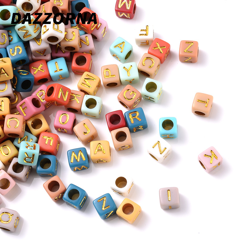100 vnt kubo abėcėlės akrilo karoliukai 6x6 mm spalvos aukso raidžių karoliukai papuošalų kūrimas apyrankėms karoliai pasidaryk pats didmeninė prekyba