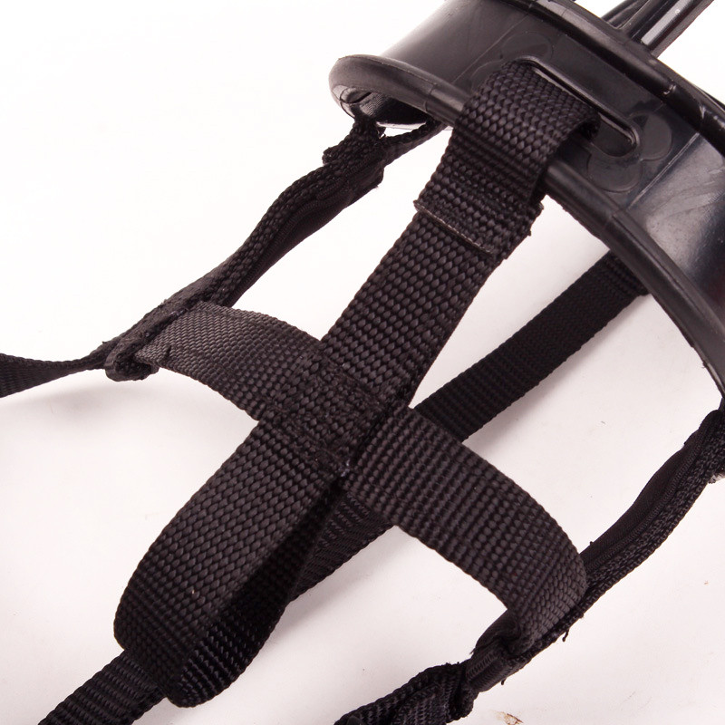 Мека силиконова муцуна за кучета Регулируема маска за уста против ухапване от кора Намордник за обучение на кучета за средно големи кучета Питбул Голдън ретривър