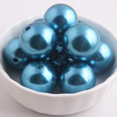 Kwoi Vita ékszerei Színes 20mm-es 6mm-től 28mm-ig terjedő akril kerek gyöngyutánzat gyöngyök a Chunky Beads nyaklánchoz.