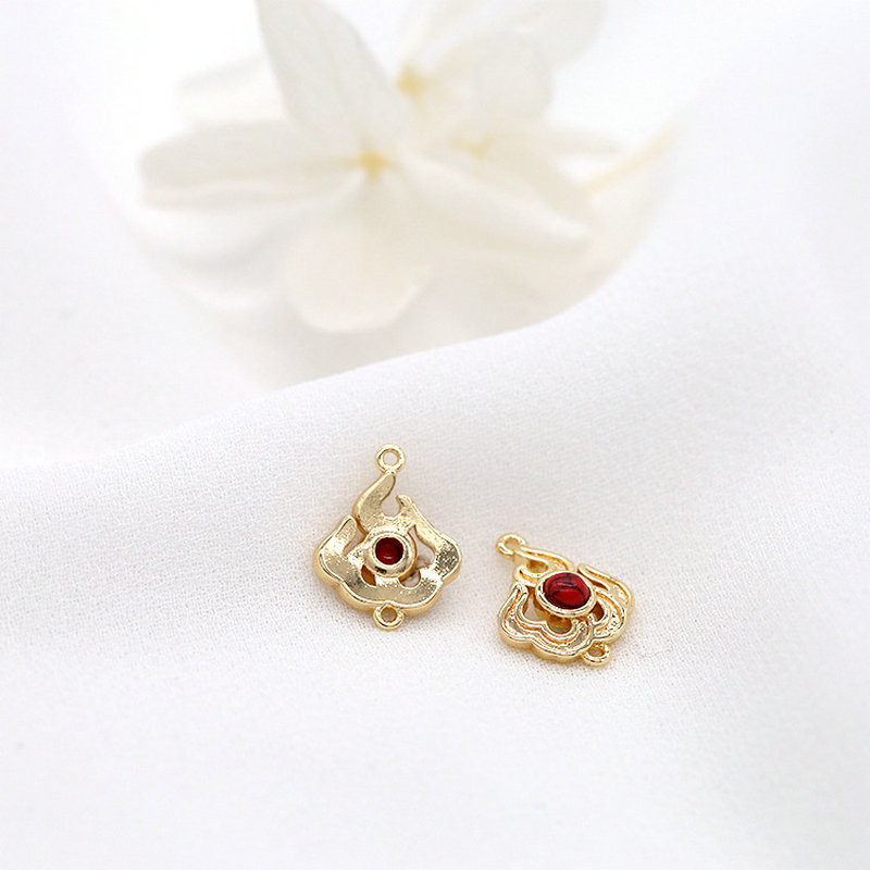 4PCS Златен цвят Месинг с камъни 2 дупки Талисмани Конектор Талисмани във формата на пламък Висулки Консумативи за изработка на бижута Находки направи си сам