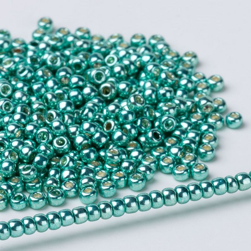 Taidian 11/0 kerek Toho gyöngyök horganyzott alumínium Perles De Rocailles Broderie Perles-hez 10 gramm / tétel, körülbelül 1000 darab