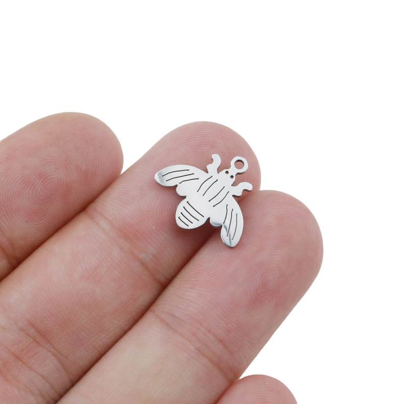 Aiovlo 5 бр./лот Малки пчелни талисмани от неръждаема стомана Пчелини талисмани за изработка на бижута „направи си сам“ Аксесоари за талисмани на животни с медоносна пчела плаващи