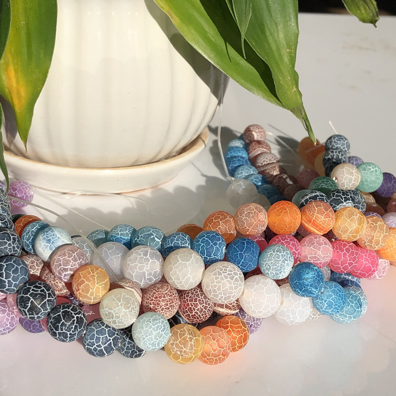 Natūralūs spalvingi šalčio įtrūkę agatai akmuo Matinis svajonių ugnies drakonas, oniksas, laisvas tarpinis karoliukas papuošalams. Apyrankė „pasidaryk pats“