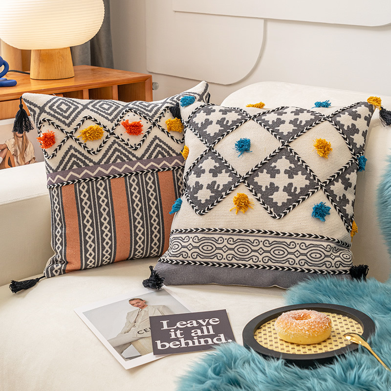 Boho etninė rankinė kuokštinė pagalvės užvalkalas siuvinėjimas pagalvėlės užvalkalas Rudas pagalvės užvalkalas su kutais 45x45cm namų dekoravimas