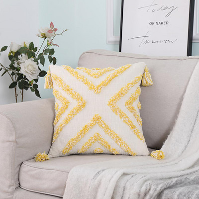 Boho dekoratív geometrikus bojtokkal bojtozott vastag puha krémbézs székpárnahuzat 45x45 cm zsenília texturált párnahuzat