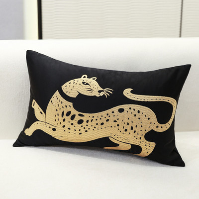 Luxus párnahuzat Nordic Fashion Advanced Liberal Flower Hímzés Golden Leopard Hotel Villa Fine Crafts Kanapépárna