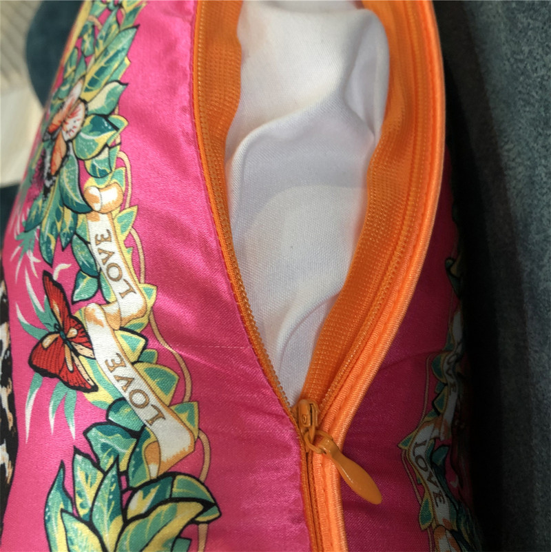 Σχέδιο επωνυμίας Two Leopards Silk Throw Μαξιλάρι μόδας Μαξιλαροθήκη Καναπές Καρέκλα Αυτοκινήτου Κάλυμμα μαξιλαριού οσφυϊκού μαξιλαριού πλάτης Μαξιλάρι πλάτης 2022 Νέο