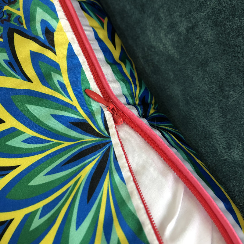 Σχέδιο επωνυμίας Three Giraffes Silk Throw Μαξιλάρι μόδας Μαξιλαροθήκη Καναπές Καρέκλα αυτοκινήτου Μαξιλάρι οσφυϊκής κάλυψης Μαξιλάρι πλάτης 2022