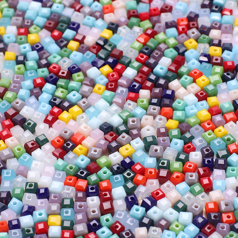 2 3 4 6 8 10 χιλιοστά Αυστρία γυάλινες τετράγωνες χάντρες Loose Spacer Κυβικά κρύσταλλα με χάντρες για DIY Αξεσουάρ κεντημάτων κοσμημάτων