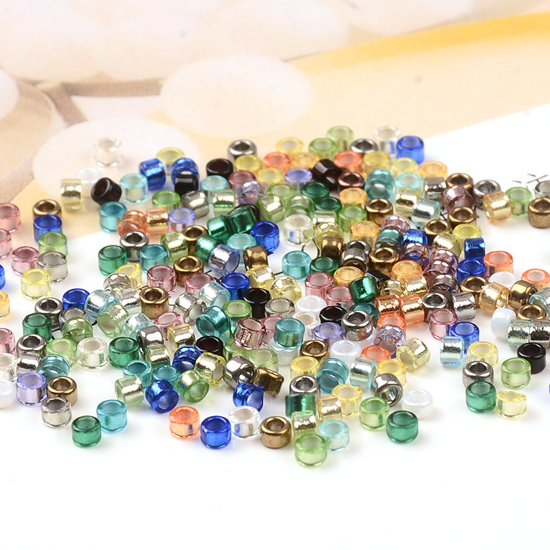 Új 2,2x1,2 mm-es ezüst bélésű üveggyöngyökből 10/0 egységes csöves maggyöngyök ékszerkészítéshez, barkácsolási kézimunka-kiegészítőkhöz