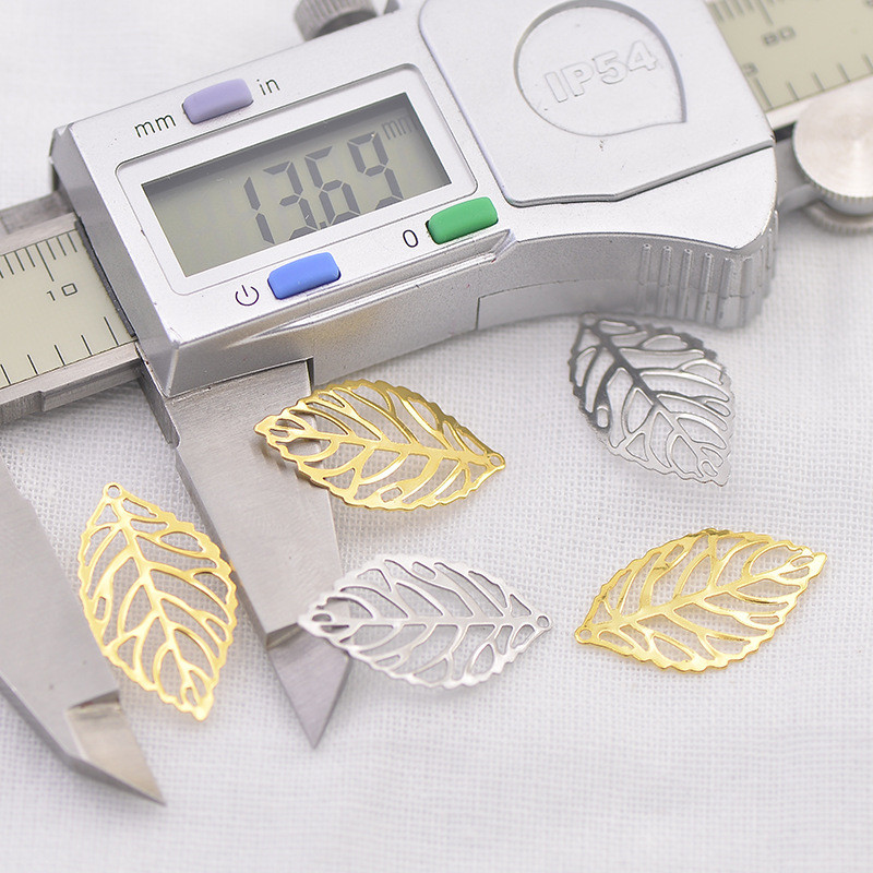 20 komada pozlaćenih privjesaka od nehrđajućeg čelika s lišćem Ručno izrađeni DIY europski privjesci za narukvice i privjeske Dodaci za izradu nakita