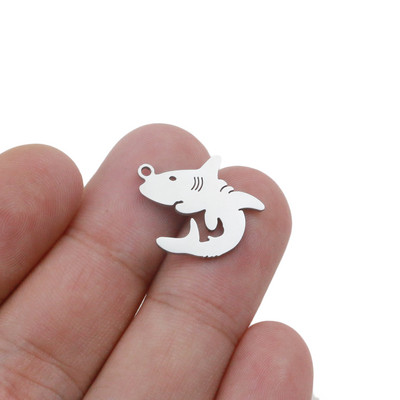 5 vnt ryklio jūros žuvies nerūdijančio plieno žavūs pakabukai papuošalams gaminti auksu padengti ryklio vandenyno gyvūnų pakabukai, žavesio didmeninė prekyba