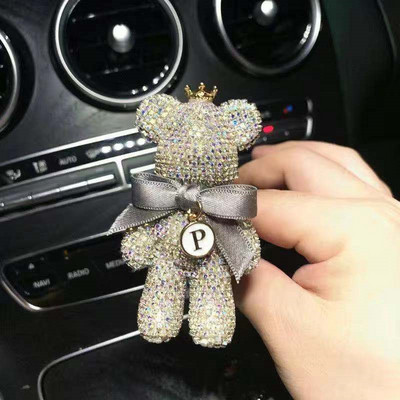 Novi Charm Bear Osvježivač zraka Ukrasi Kreativni kristalni dijamantni ukras Ogrlica Outlet Dodaci za aromaterapiju automobila