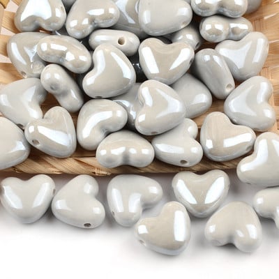 15 mm-es többszínű szív alakú kerámia gyöngyök porcelán négyzet alakú keresztlyukú gyöngyök ékszerkészítéshez karkötő nyaklánc varázslatok 2 mm-es lyuk