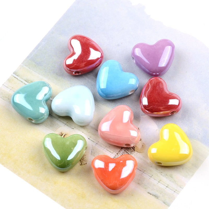 15 mm-es többszínű szív alakú kerámia gyöngyök porcelán négyzet alakú keresztlyukú gyöngyök ékszerkészítéshez karkötő nyaklánc varázslatok 2 mm-es lyuk