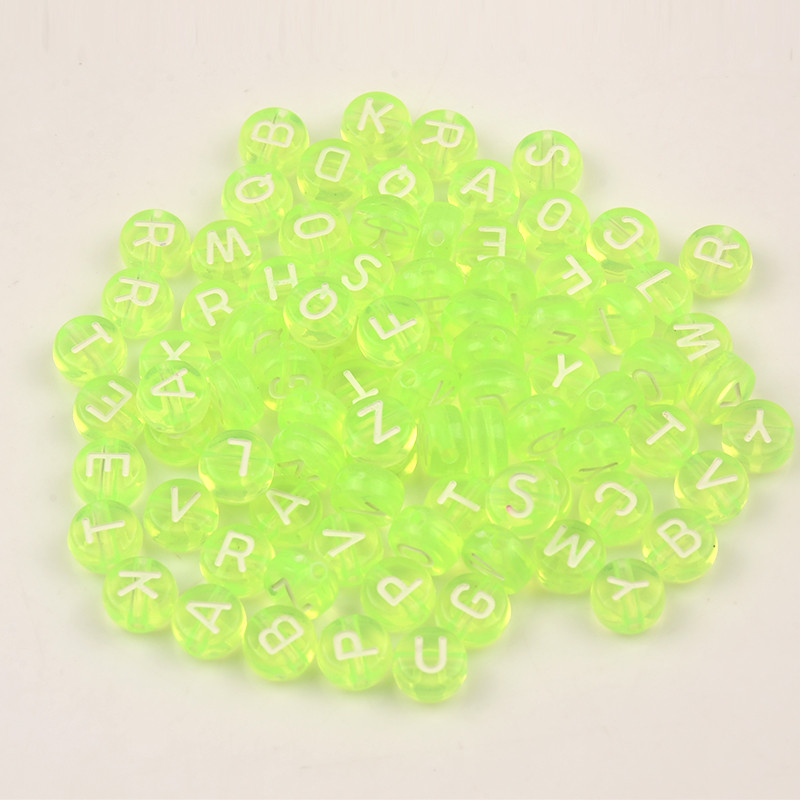 7 mm fluorescentno zelene akrilne perle s miješanim slovima, ravne okrugle abecedne perle s razmakom za izradu nakita, ručno rađena diy narukvica