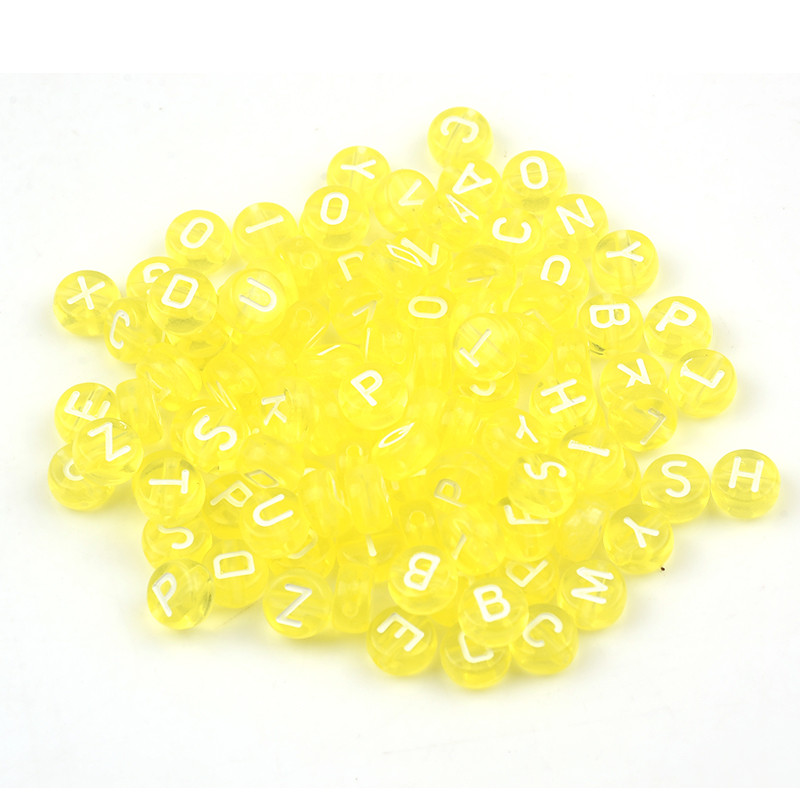 7 mm prozirne žute akrilne perle s mješovitim slovima, ravne okrugle abecedne razmaknice za izradu nakita, ručno rađena diy narukvica