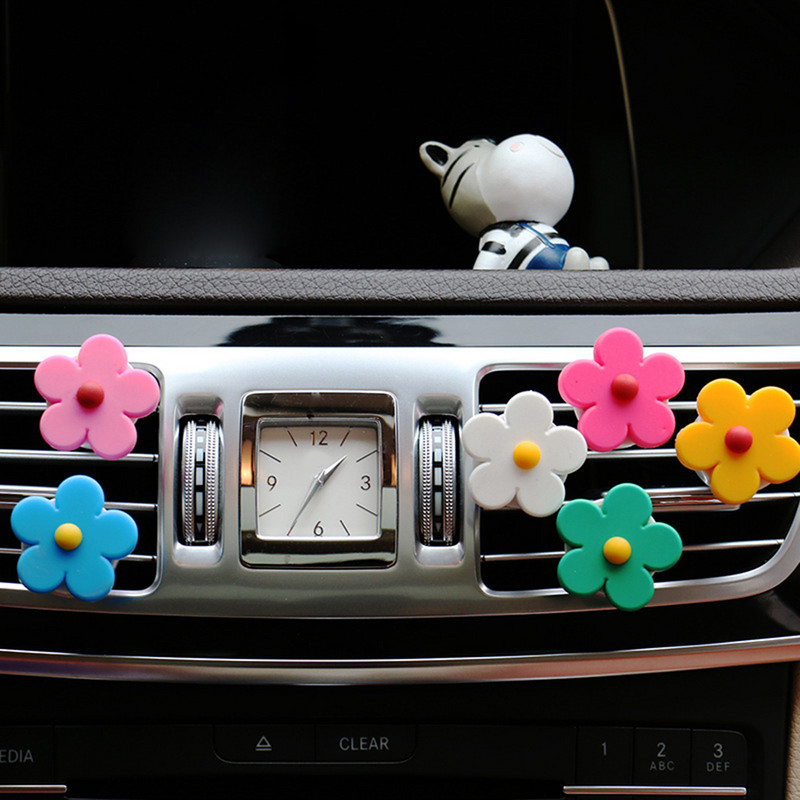 4db New Daisy Flower autós légfrissítő kimenet Színes parfüm dekoráció légtelenítő klip Auto Fragrance autó belső kiegészítők