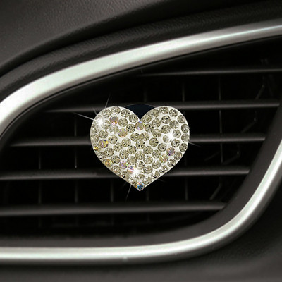 Mini Decorare mașină în formă de inimă Aromă interioară pentru mașină Difuzor de arome Priză automată Clip de parfum Bling Accesorii auto Fete