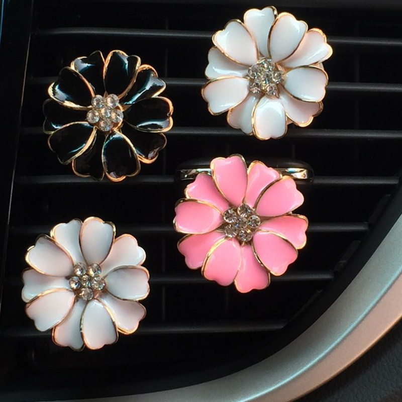 Parfum de mașină Daisy Flower pentru orificii de aerisire Mini auto cu aer condiționat Aromaterapie Snap Odorizant de lungă durată Deodorizare