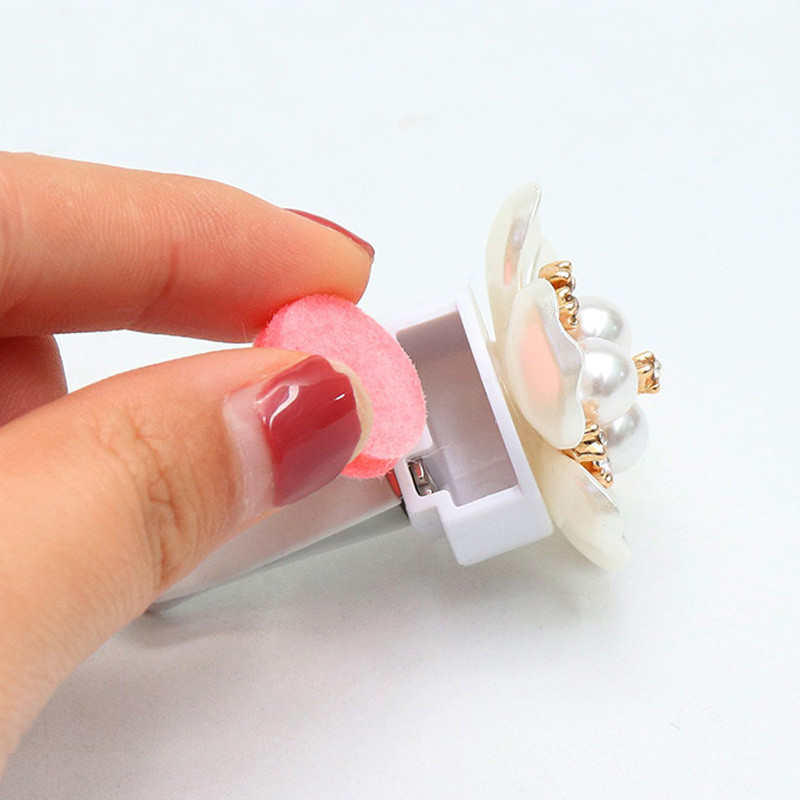1db Pearl Shell Flower Car Outlet aromaterápiás klip autós légfrissítő parfüm szilárd diffúzor Auto Decro klipek autós kiegészítők