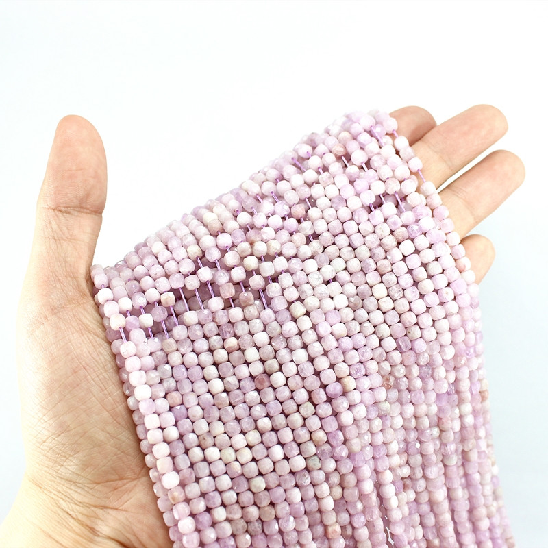 Veleprodaja 4 x 4 mm prirodni fluorit Hubei tirkiz ametist kunzit Amazonit kocka Faktirani kamen labave male perle Izrada nakita