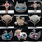 Automašīnu gaisa atsvaidzinātājs Smaržas Sieviešu Rhinestones Bling Auto Aksesuāri Interjers Sieviete Auto Dekorācija Garša Panda Cross Pūce Lapsa Gulbis
