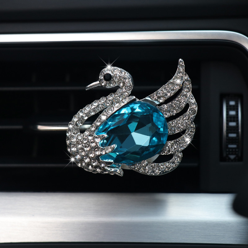 Automobilių oro gaiviklis Kvepalai Moteriški Kalnų krištolas Bling Automobilių Priedai Interjeras Moteris Automobilių Apdaila Skonis Panda Kryžius Pelėda Lapė Gulbė