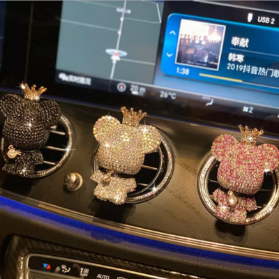 Νέο Charm Bear Car Αποσμητικό Αέρος Creative Crystal Diamond Diamond Στολίδια Έξοδος αέρα Αξεσουάρ αρωματοθεραπείας αυτοκινήτου
