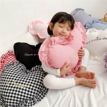 Ruffled Love Heart Cushion Γεωμετρικά δικτυωτά γράμματα κεντητικό μαξιλάρι βαμβακερό μαξιλάρι βολάν Παιδικό ντεκόρ Δώρα ντους μωρού