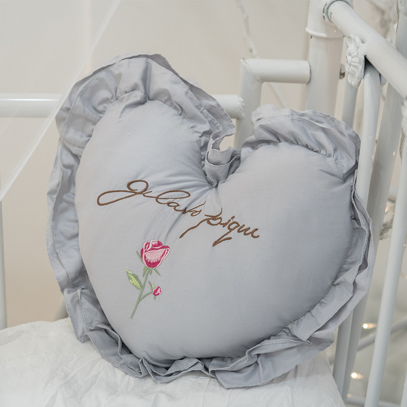 Novi 100% pamuk ljubavni jastučić u obliku srca izvezen ukrasni jastuk za spavaću sobu s volanima mekani ukrasni jastuci