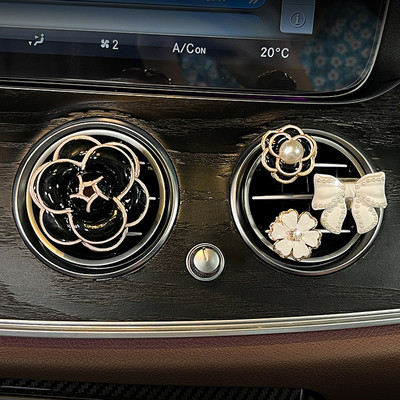 1 rinkinys Creative Diamond Flower Oro Outlet Aromaterapinis segtukas Automobilinis oro gaiviklis kietas kvepalų difuzorius lankas Decro klipai Priedai