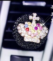 Ornamente pentru mașini de lux fată Diamant rafinat Priză aer condiționat Agent de împrospătare a aerului auto Styling auto Parfumuri